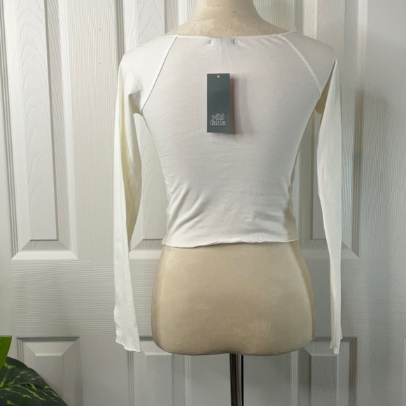 Wild Fable - Women's Long Sleeve V-Neck T-Shirt Size XS - Picture 5 of 13